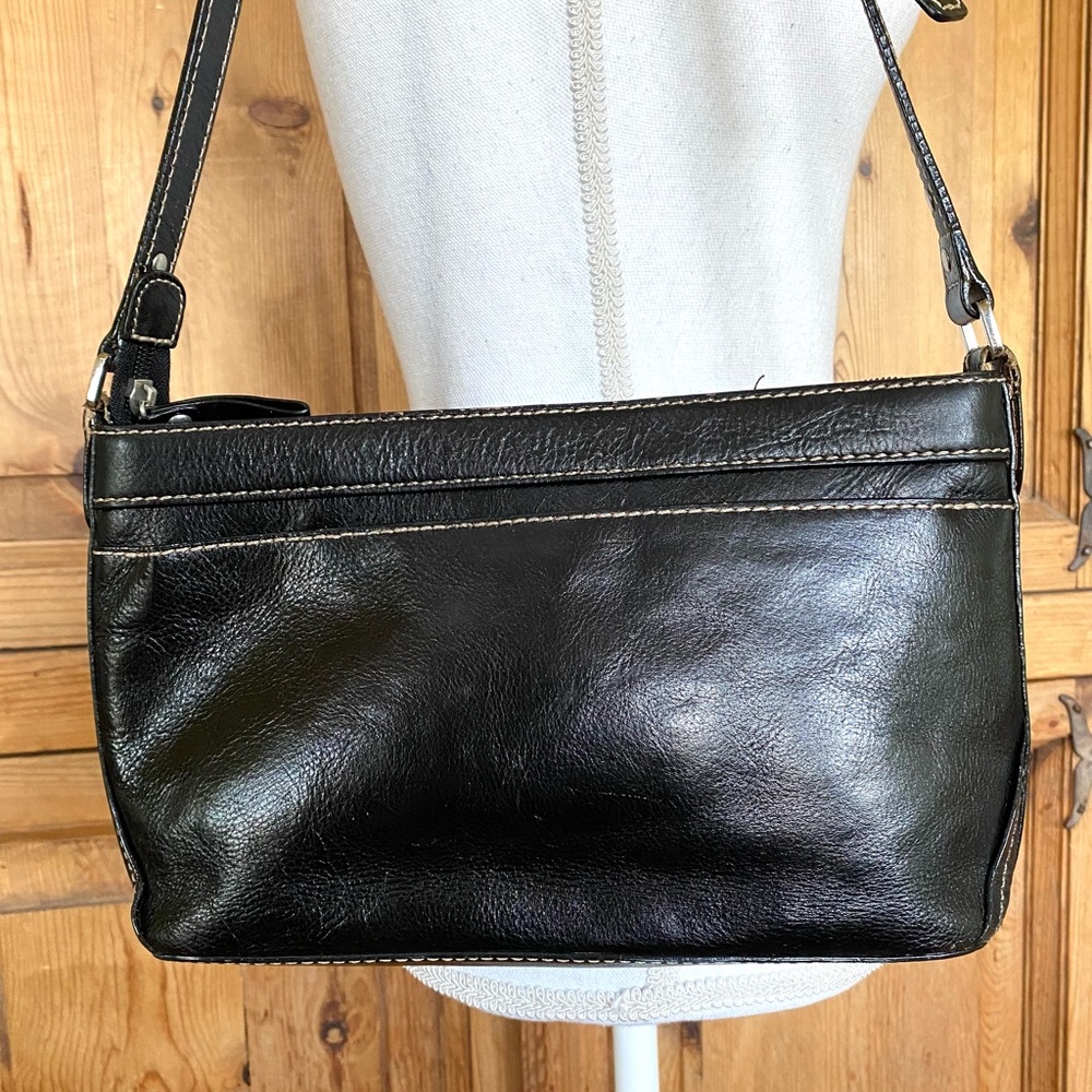 Etienne Aigner Bag - Picture 3 of 8